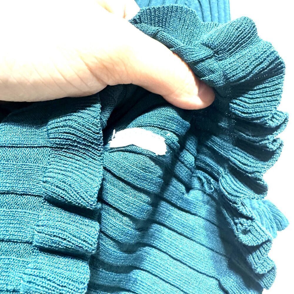 Zara Sweater Cropped Ruffle Green Ribbed Short Sleeve Round Neck Knit size Small - Picture 6 of 8